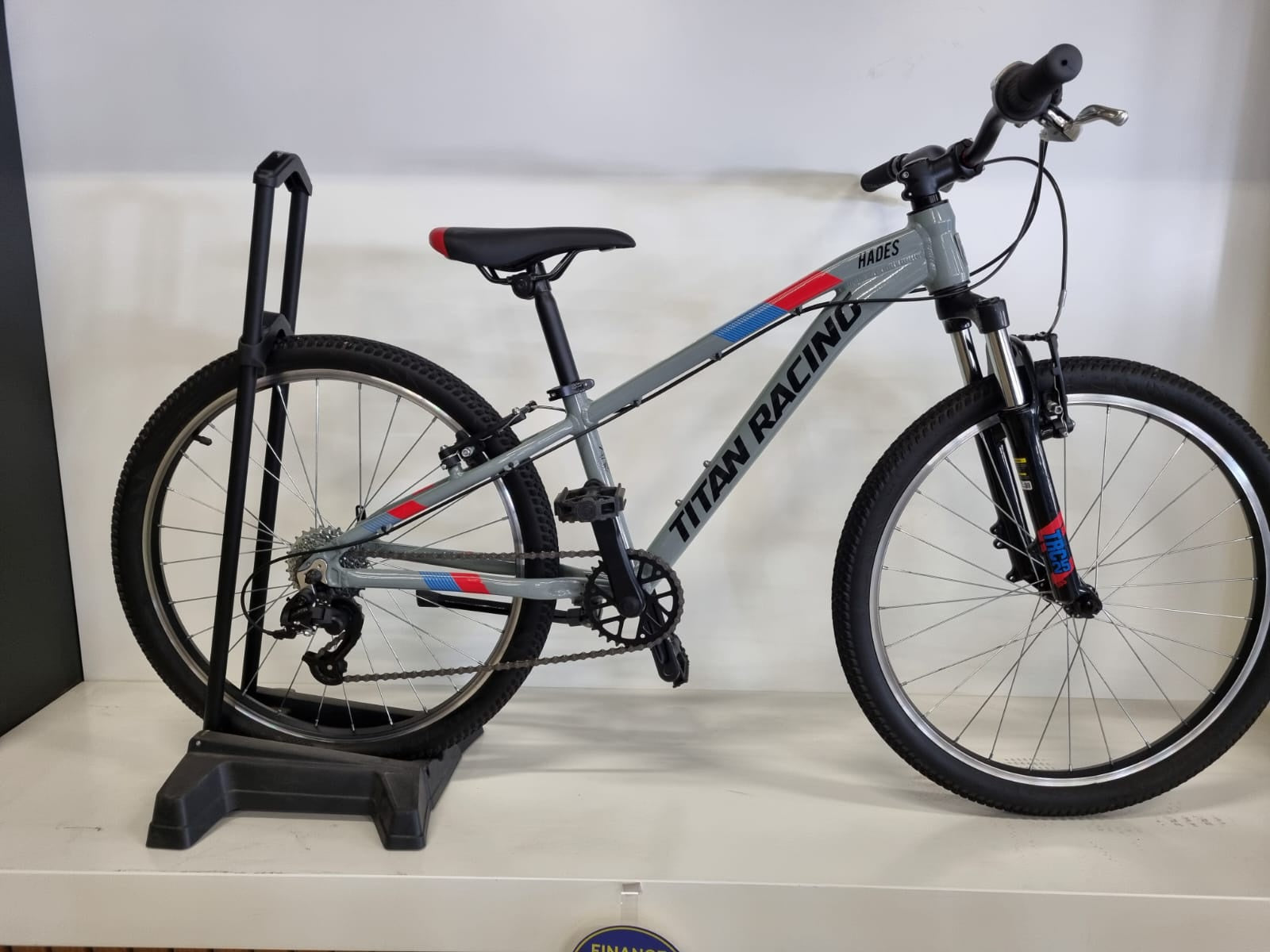 TITAN HADES 24 V-BRAKE (USED)